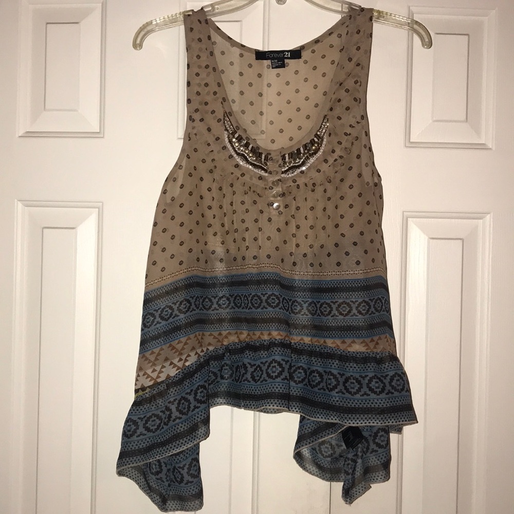 A gorgeous tank top from Forever 21!